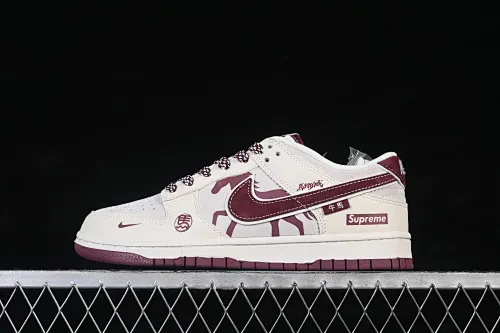 All categories Nk SB Dunk Series Nk SB Dunk Low High-end customized low-top sneakers Nike SB Dunk Low Beige and wine red contrast color High-end customized low-top casual sneakers DN3168-011